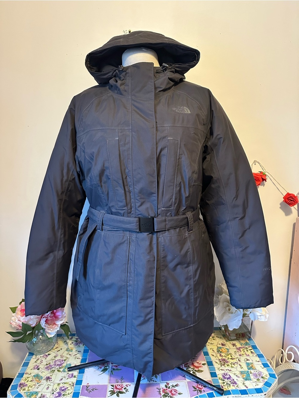 The North Face Women's Hyvent Goose Down Hooded Puffer Coat Charcoal Gray XL